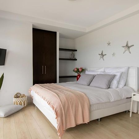 Antonoglou Beach Villas - Waterfront Luxury Retreat ラクハニア エクステリア 写真