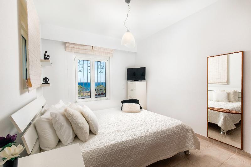 Antonoglou Beach Villas - Waterfront Luxury Retreat ラクハニア エクステリア 写真