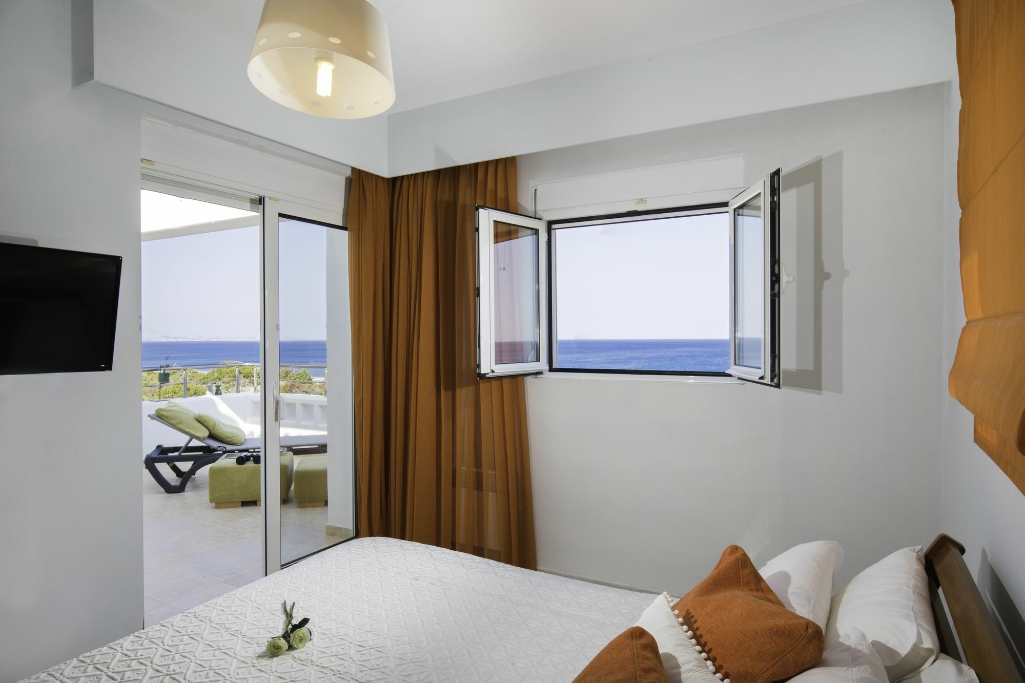 Antonoglou Beach Villas - Waterfront Luxury Retreat ラクハニア エクステリア 写真
