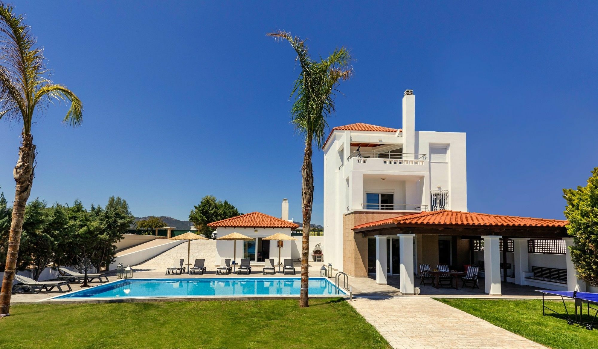 Antonoglou Beach Villas - Waterfront Luxury Retreat ラクハニア エクステリア 写真